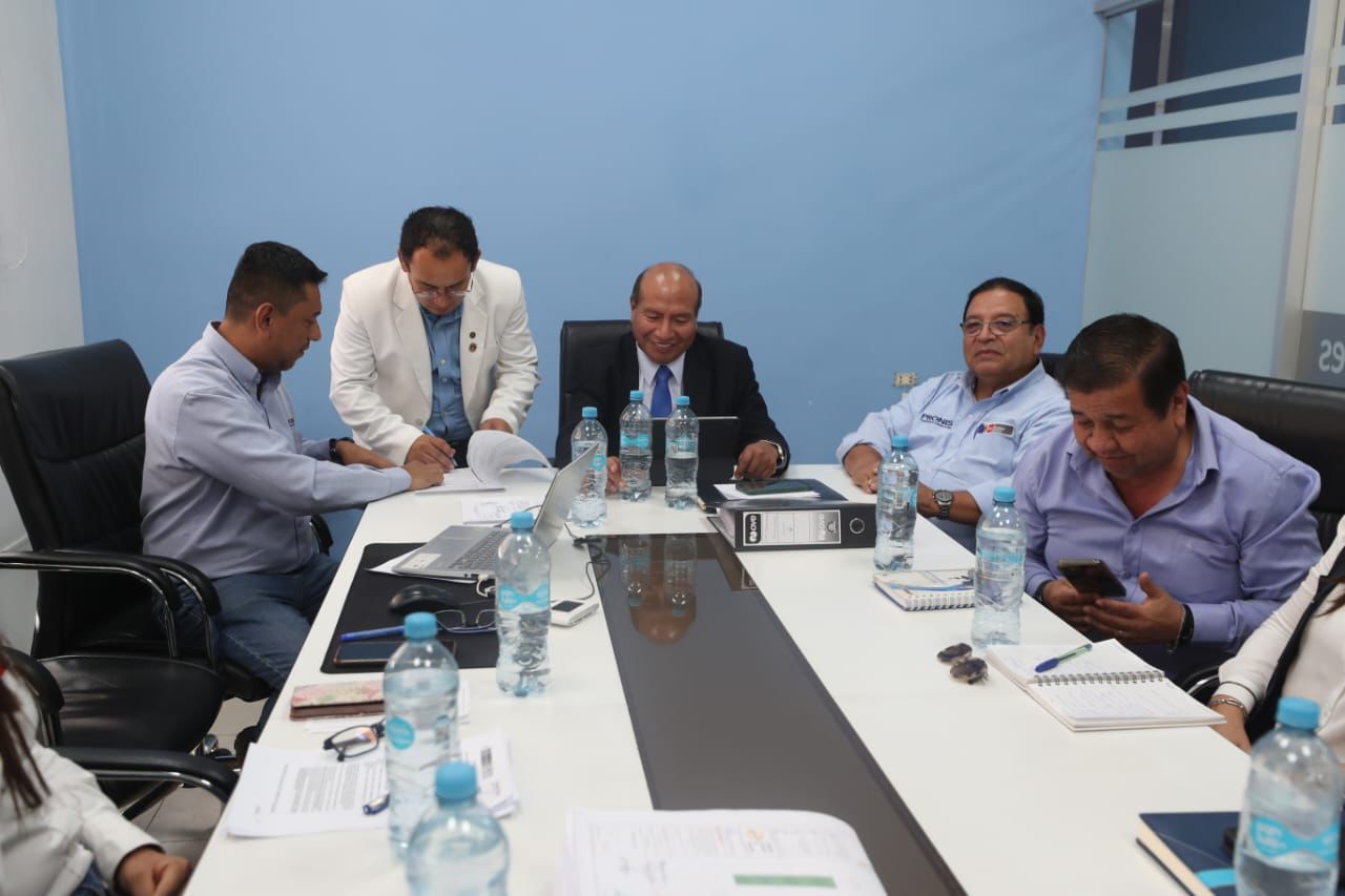 Pronis y Gore Arequipa firman importantes acuerdos para la modernización del Hospital Goyeneche