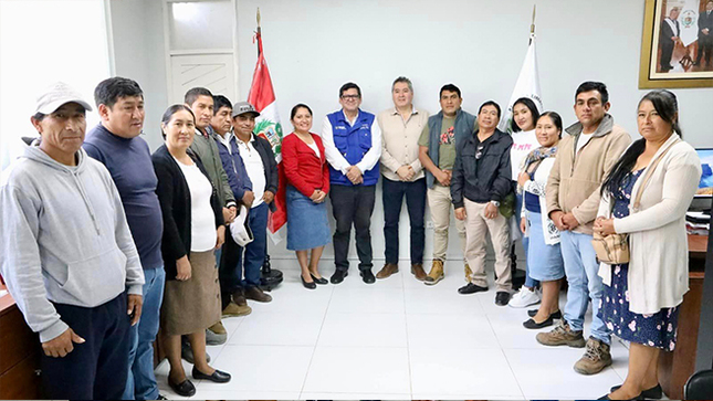 ¡MÁS DE 3 MIL ESTUDIANTES DE COCHORCO CONTARÁN CON UNIDADES MÓVILES PARA SU TRASLADO!