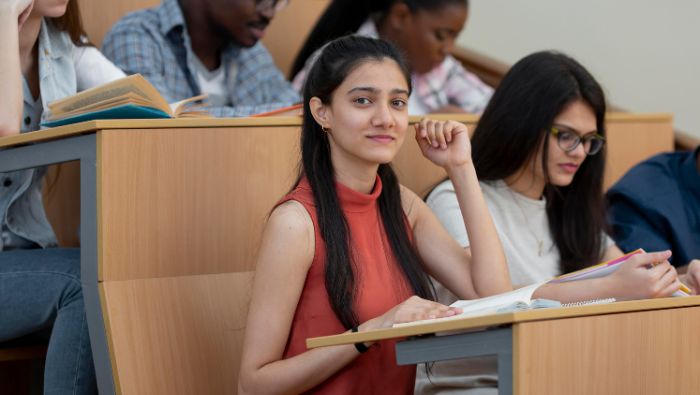 Profesionales peruanos podrán estudiar cursos de posgrado en la India