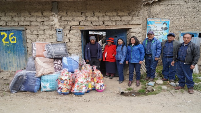 Voluntariado de Electrocentro entrega ayuda humanitaria a familias afectadas por inundaciones en Quero y Curimarca
