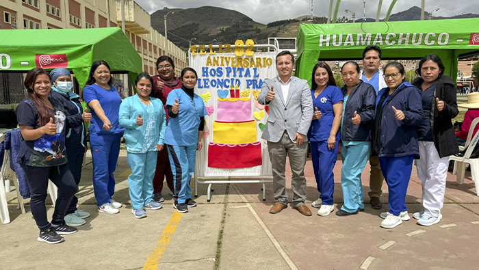 Imagen de la atnción brindada del personal de salud en la campaña médica realizada en Huamachuco.