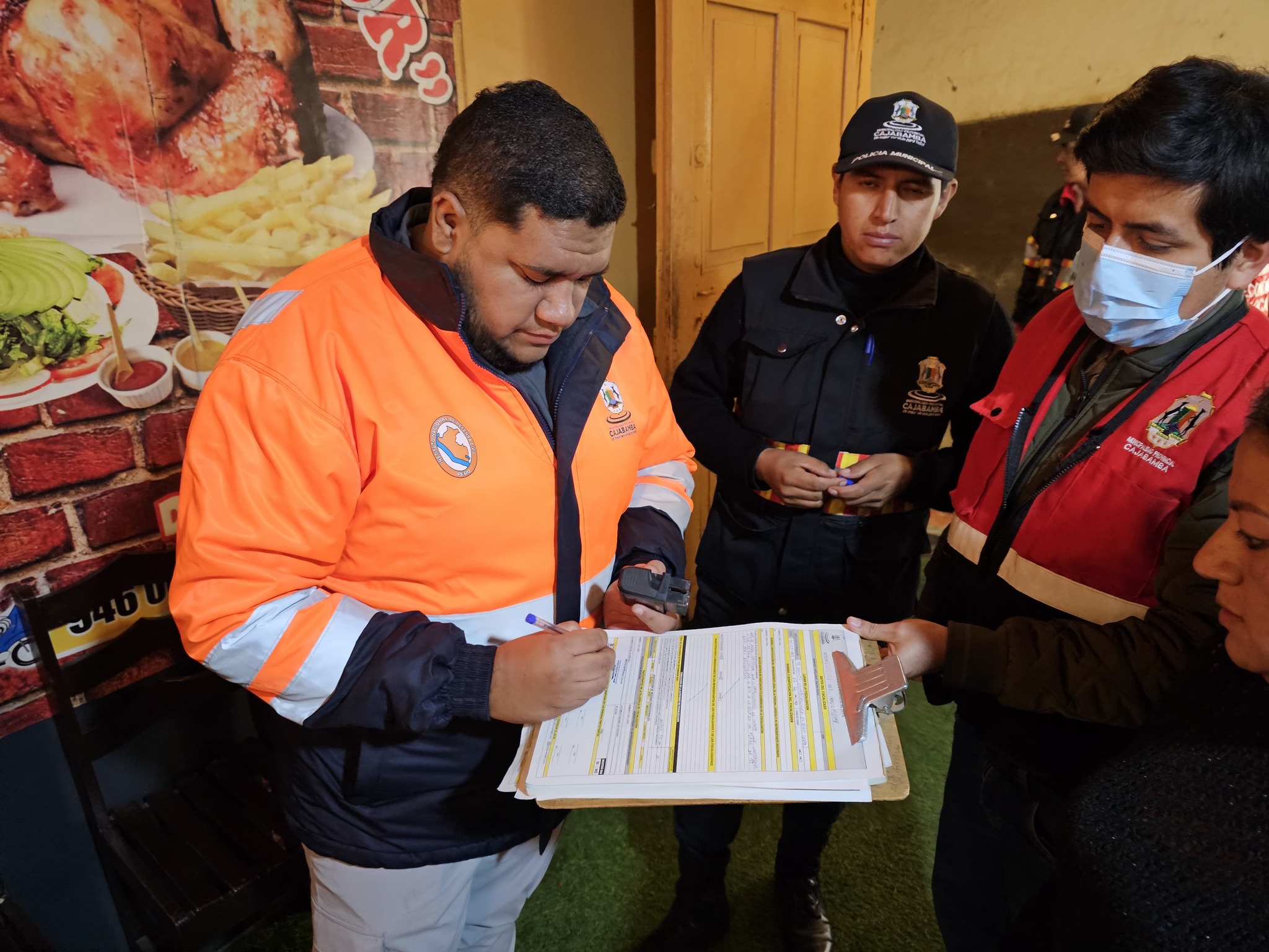 Operativo inopinado a restaurantes