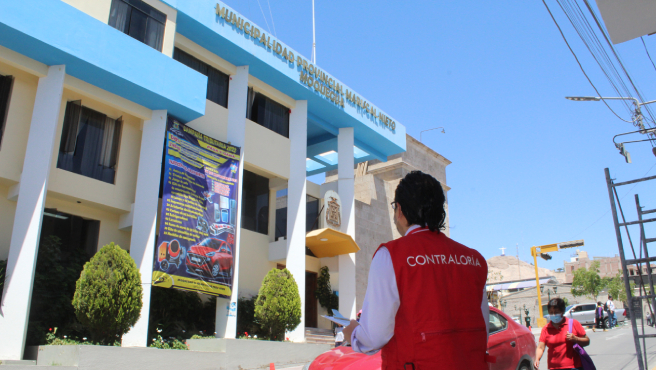 La Contraloría General informó que 18 municipios distritales y dos provinciales de la región de Moquegua no asignaron adecuadamente los recursos destinados a fortalecer la función fiscalizadora de sus concejos municipales durante el año fiscal 2023.