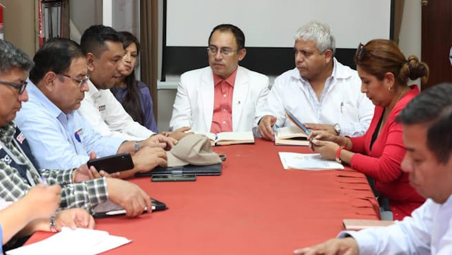 Pronis y Gore Arequipa firman importantes acuerdos para la modernización del Hospital Goyeneche