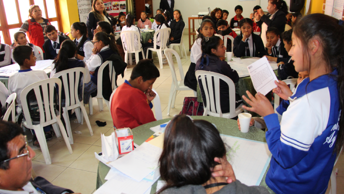 Ayacucho: Devida transfiere más de 740 mil soles a gobiernos locales para prevención del consumo de drogas