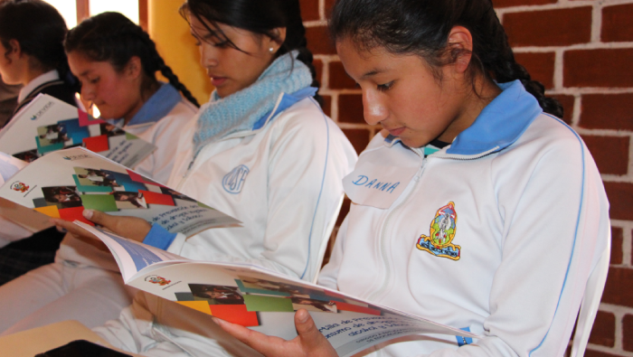 Ayacucho: Devida transfiere más de 740 mil soles a gobiernos locales para prevención del consumo de drogas
