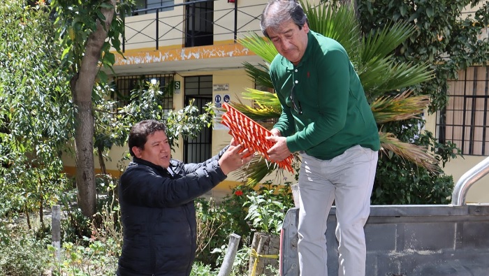 Imagen de entrega de kit de herramientas