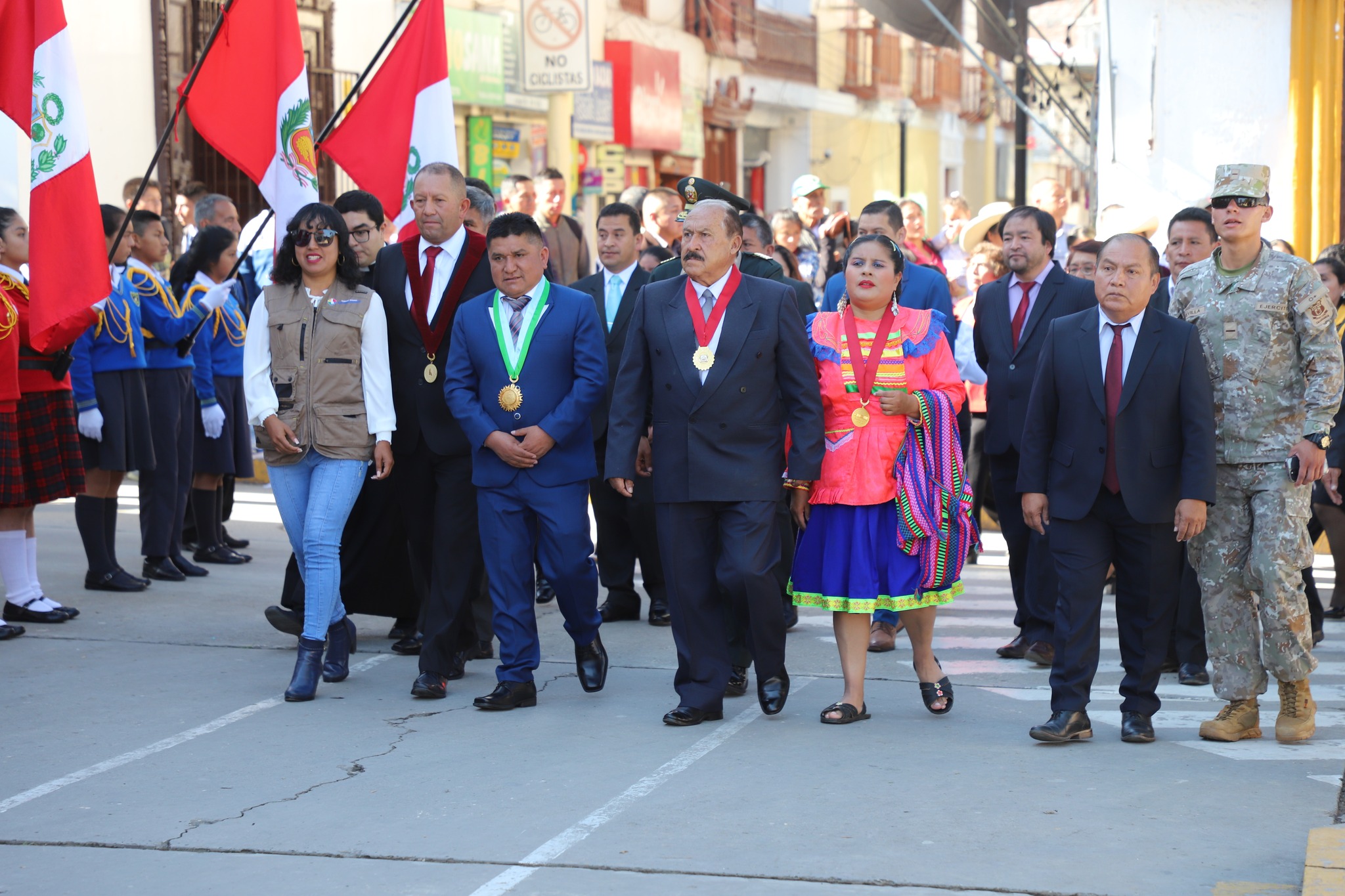 Izamiento por nuestra Identidad Nacional