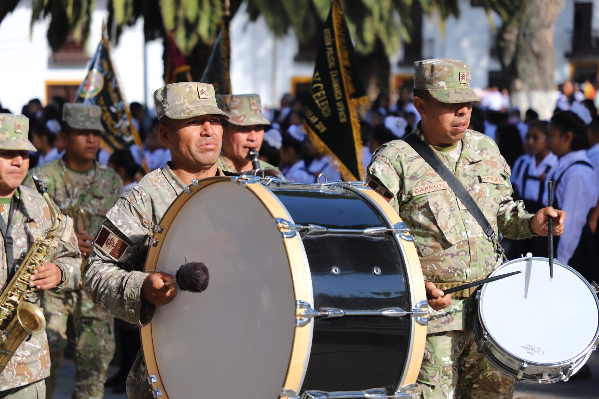 Izamiento por nuestra Identidad Nacional