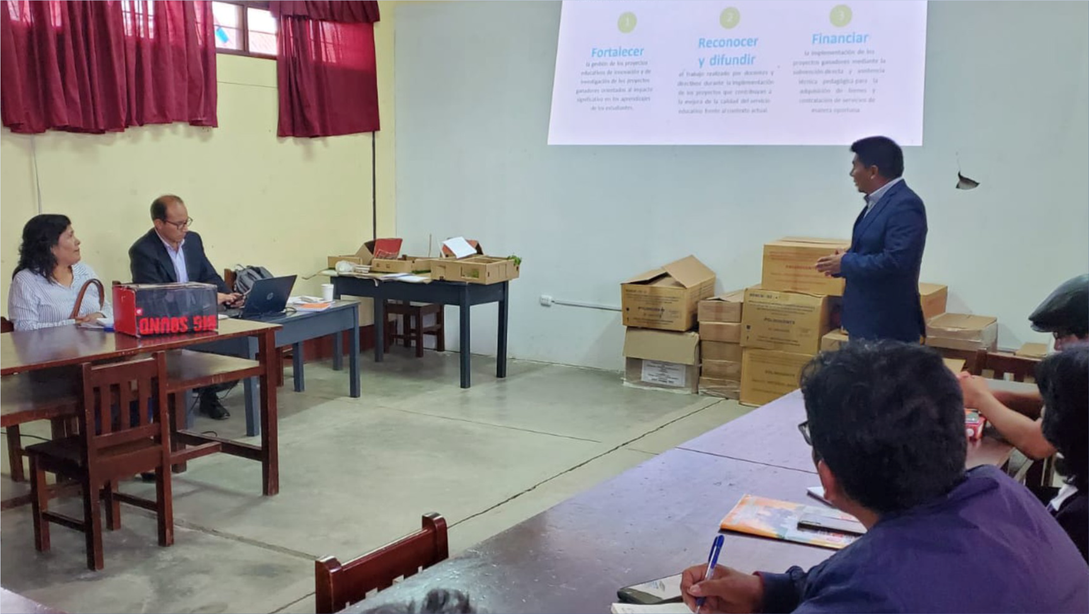 Amazonas Innova para Transitar a la Nueva Escuela: Movilización de las UGEL por la Innovación Educativa