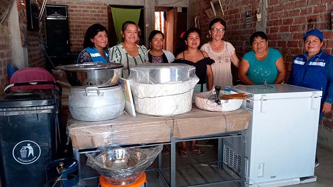 Municipalidad provincial de Paita entregó kits de cocina a 20 comedores populares