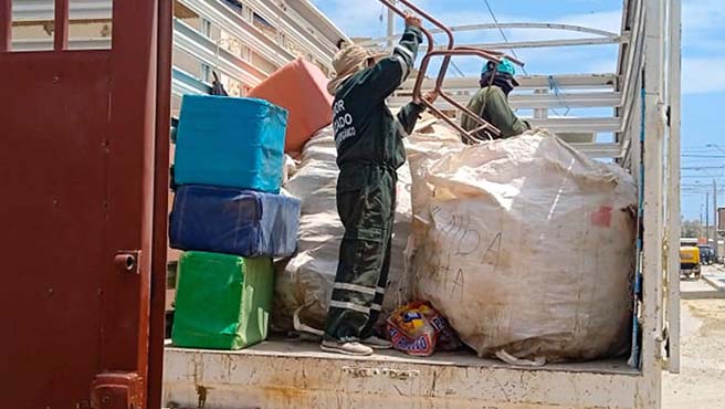Recolectan 4 toneladas de materiales inservibles en 20 colegios de Paita