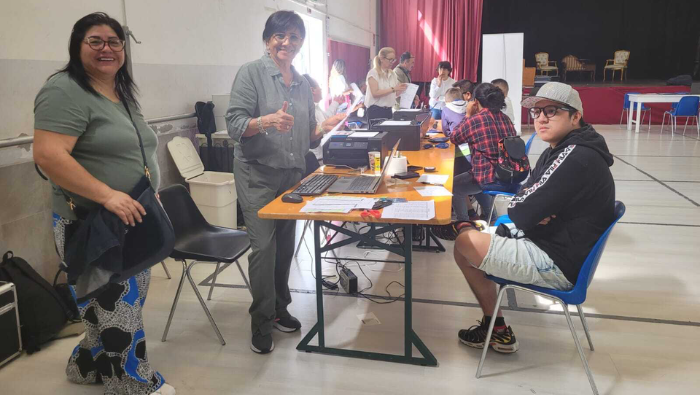 Connacionales de Pesaro reciben atención consular itinerante