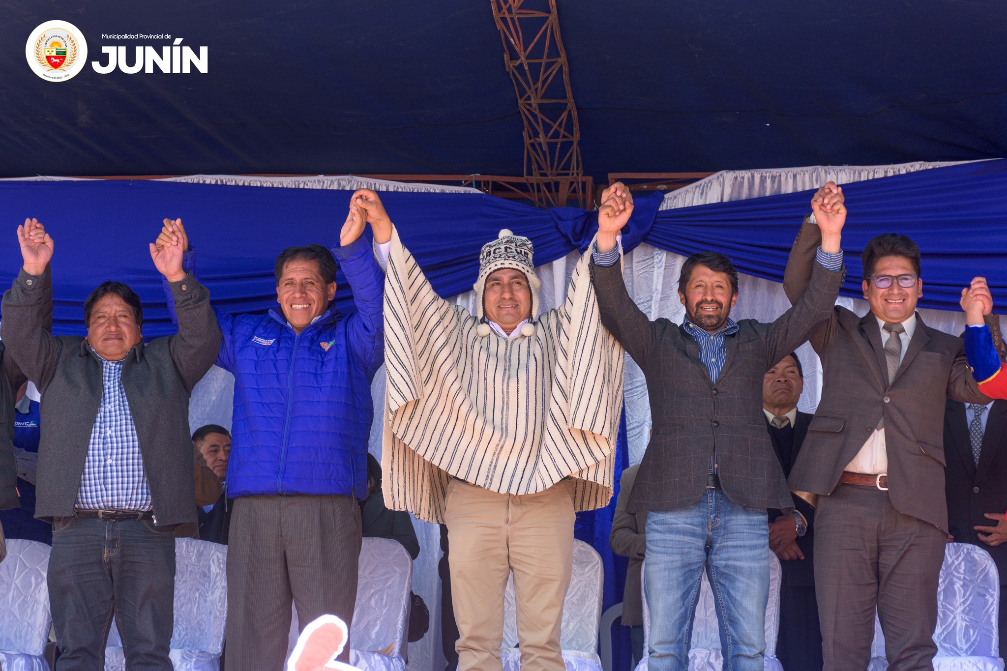 foto recepción de maquinarias 
