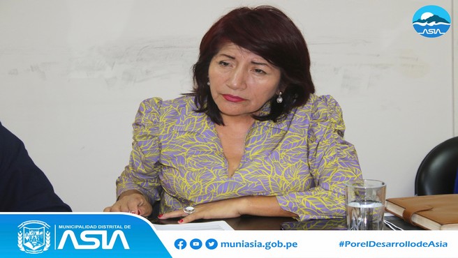 Con la finalidad de consolidar proyectos a favor del desarrollo y progreso de nuestro distrito, el alcalde Isaias Alcántara Malasquez, se reunió con la Gobernadora Regional Rosa Vásquez Cuadrado, para gestionar obras de impactos, como el asfaltado de 8 kilómetros de pista que une los anexos de Santa Cruz y Santa Rosa. 
Además el burgomaestre asiano, solicitó el apoyo de una ambulancia para el Centro de Salud de Capilla de Asia y un patrullero para la Comisaria de Asia, quien nuestra Gobernadora se comprometió en concedernos ambos vehículos, que adquirirá el Gore Lima en el 2024.
Finalmente ambas autoridades se comprometieron a trabajar de manera  articulada, con el único objetivo de impulsar proyectos para el desarrollo de nuestro distrito.