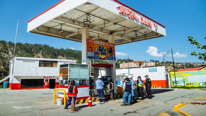 EN TRABAJO CONJUNTO, MUNICIPALIDAD DE SAN JERÓNIMO REALIZA OPERATIVO INOPINADO A GRIFOS.
