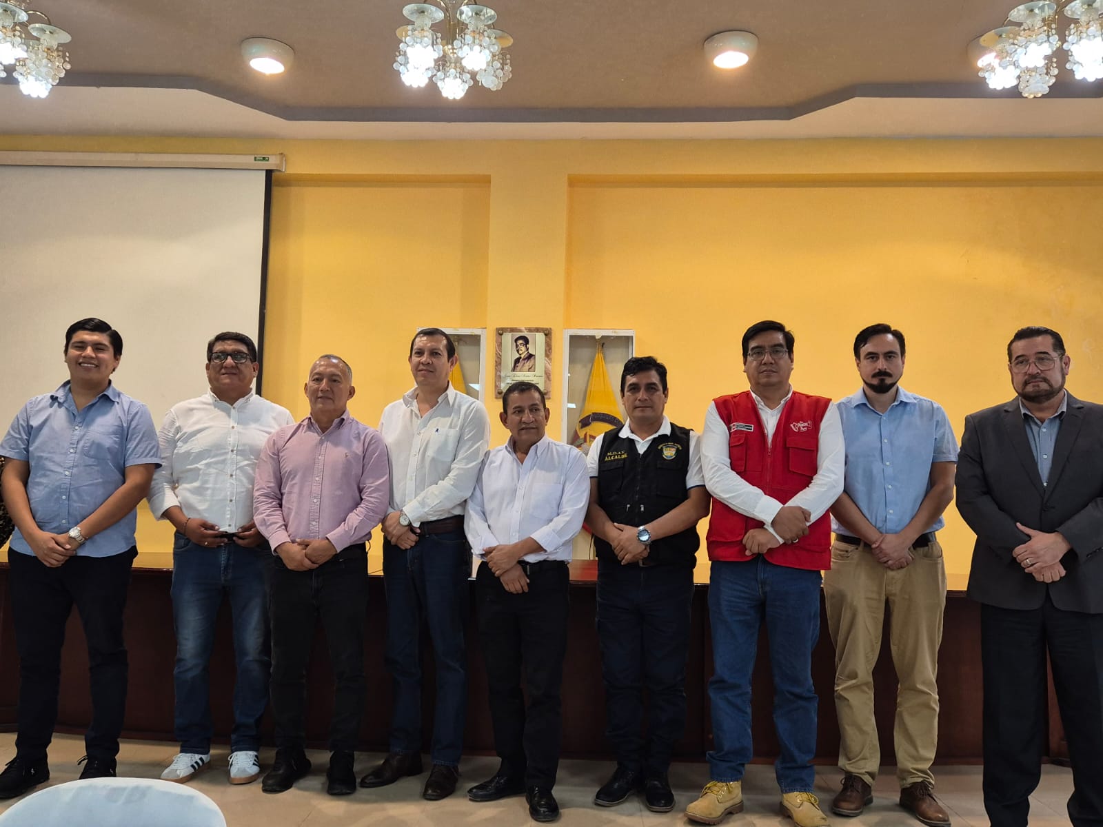 Ministerio de Vivienda y autoridades de Ecuador acordaron trabajar por destrabe de proyecto en zona fronteriza