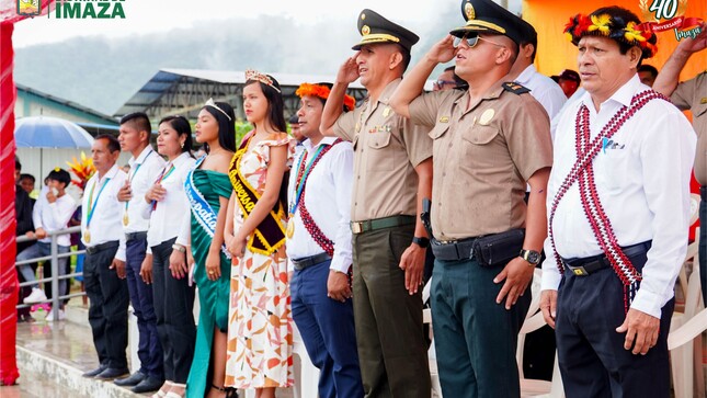 Desfile Cívico por el 40° aniversario