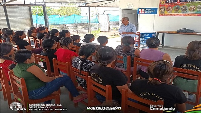 El Centro de Empleo Piura ofreció sus servicios en el CETPRO Tambogrande