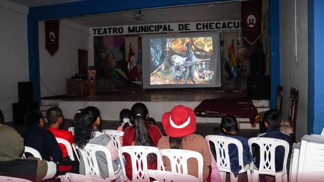 CINE ECOLÓGICO EN CHECACUPE