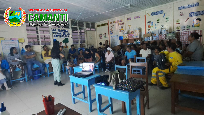 Exitosa Escuela de Padres en San Lorenzo Aborda la Violencia Familiar
