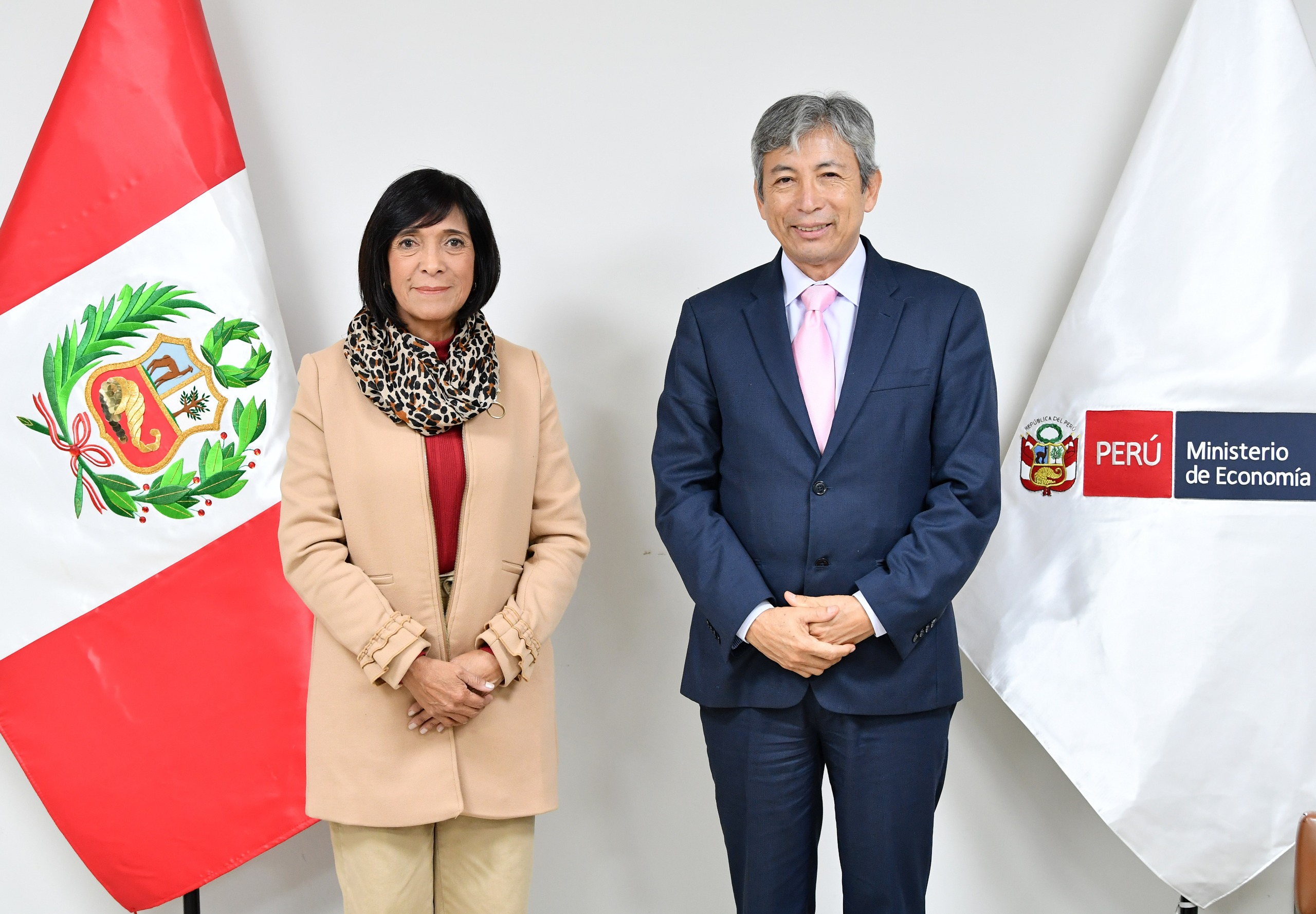 ALCALDESA CON EL MINISTRO DE ECONOMÍA