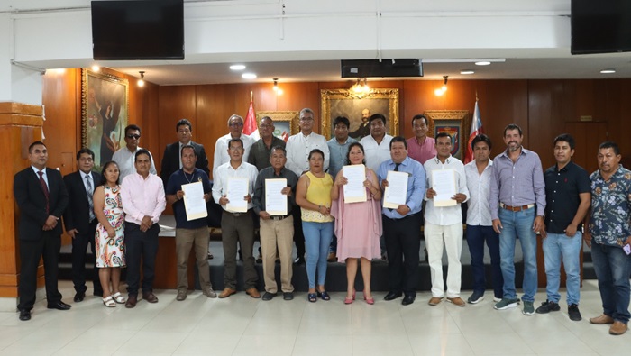 Entrega de resoluciones de autorización de rutas