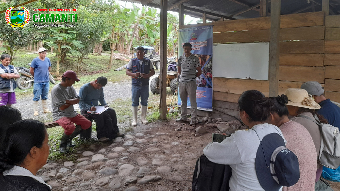 Éxito en el Taller de Injertos y Podas de Cacao en Camanti