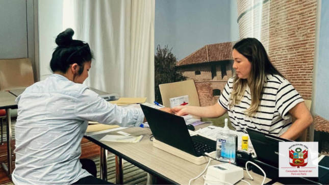 Consulado General del Perú en París acerca sus servicios a connacionales en Toulouse