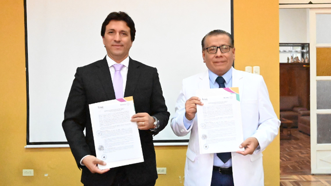 INSN firma convenio con Rotary Club