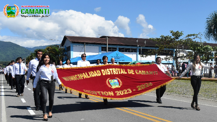 Camanti Celebra el Bicentésimo Segundo Aniversario de la Independencia del Perú con Izamiento y Desfile Cívico
