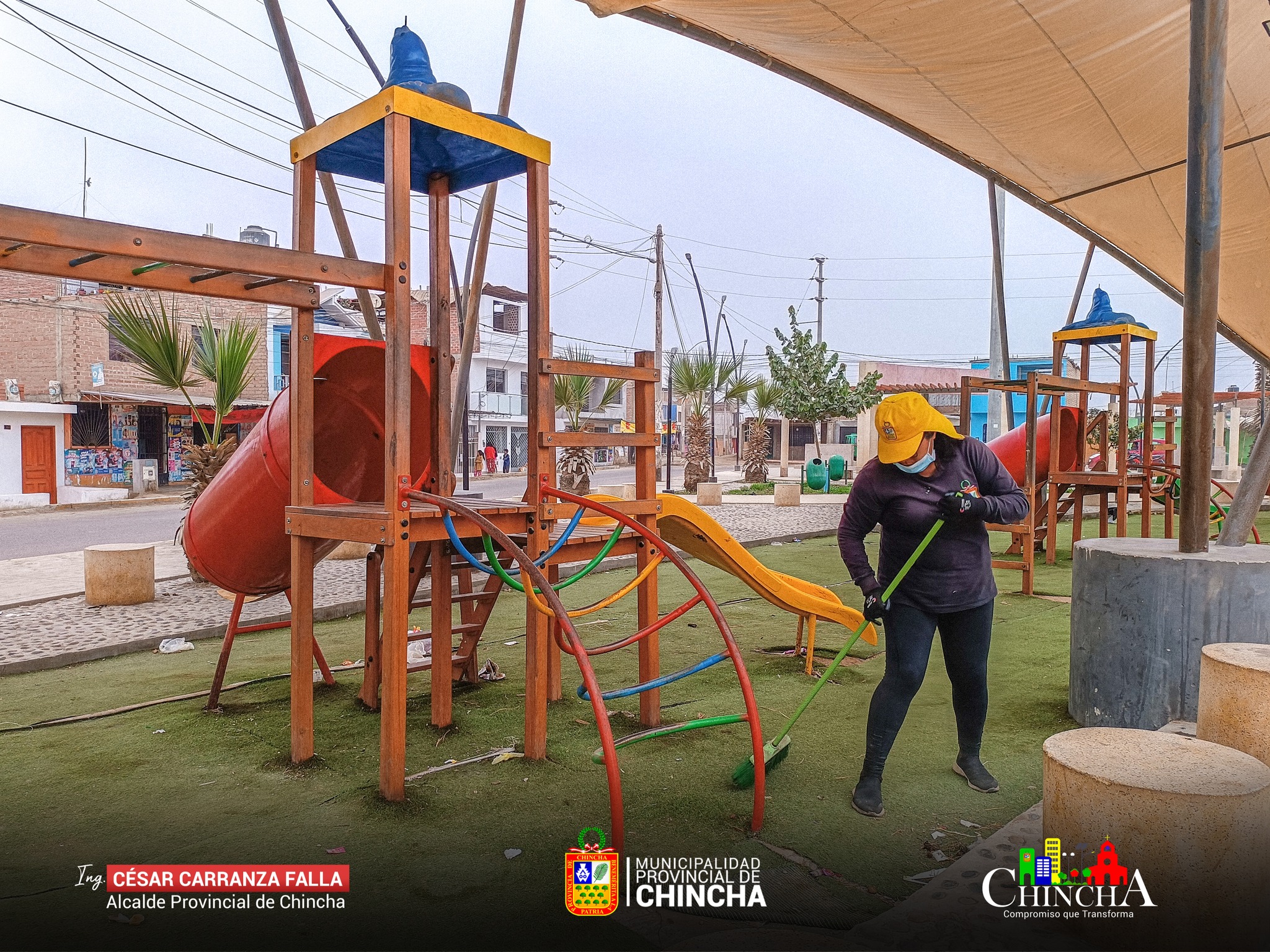 El equipo de limpieza pública , realizó como todos los días campaña de limpieza, es así que se dirigieron a la plaza de Cruz Blanca para hacer la campaña de limpieza correspondiente.
Esta importante jornada se viene realizando con la finalidad de mejorar el ornato y hacer de Chincha un entorno más agradable y saludable para todos los vecinos de la zona.
#MunicipalidadProvincialDeChincha #CompromisoQueTransforma #CesarCarranzaFalla
¡Estamos en Tik Tok!, síguenos en: https://www.tiktok.com/@muniprovindechincha