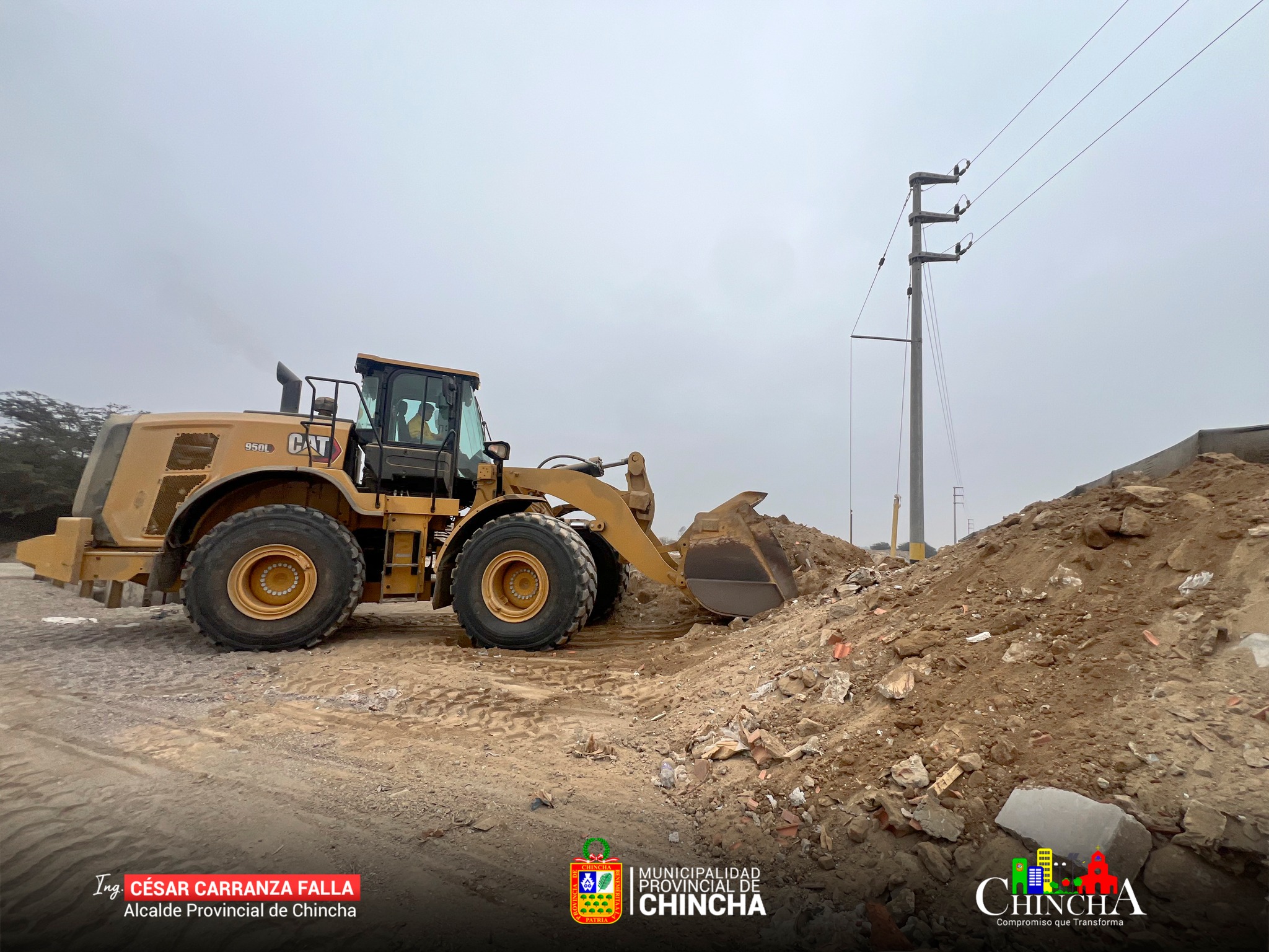 🔰La Municipalidad Provincial de Chincha realizó el recojo de escombros y residuos que por años se encontraban en la carretera hacia Huancavelica a la altura de zona la culebrilla, lo cual representan focos infecciosos y que obstruye el pase vehicular.
Esperemos que a partir de ahora los vecinos tomen conciencia y puedan tener buena cultura y educación para hacer de Chincha una mejor Provincia.
📌No realicemos acciones irresponsables que atenten contra el ornato y la salud pública.
#MunicipalidadProvincialDeChincha
#CompromisoQueTransforma
📱¡Estamos en Tik Tok!, síguenos en: https://www.tiktok.com/@muniprovindechincha