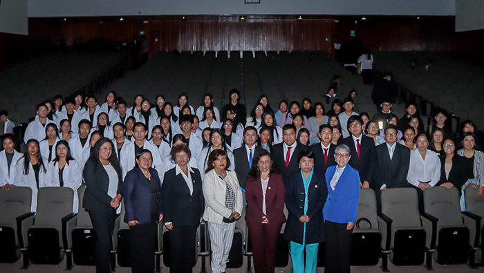 FCM realiza bienvenida a sus integrantes