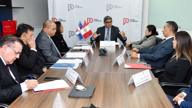 Foto de una de las reuniones bilaterales
