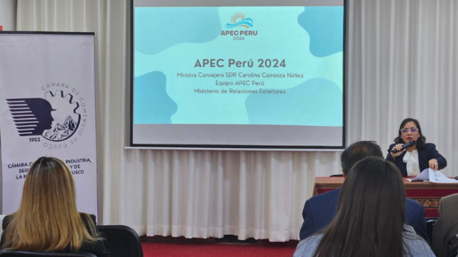 Cancillería Cusco y la Cámara de Comercio impulsan la exposición “Socialización de APEC con el sector Turismo y la Academia”