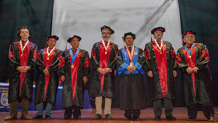 Unasam otorgó distinción de Doctor Honoris Causa a destacados profesionales
