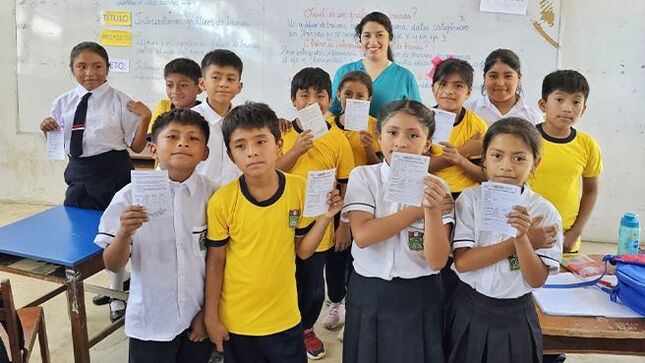 Minsa y Minedu asumen compromisos para incrementar las coberturas de vacunación en la población escolar
