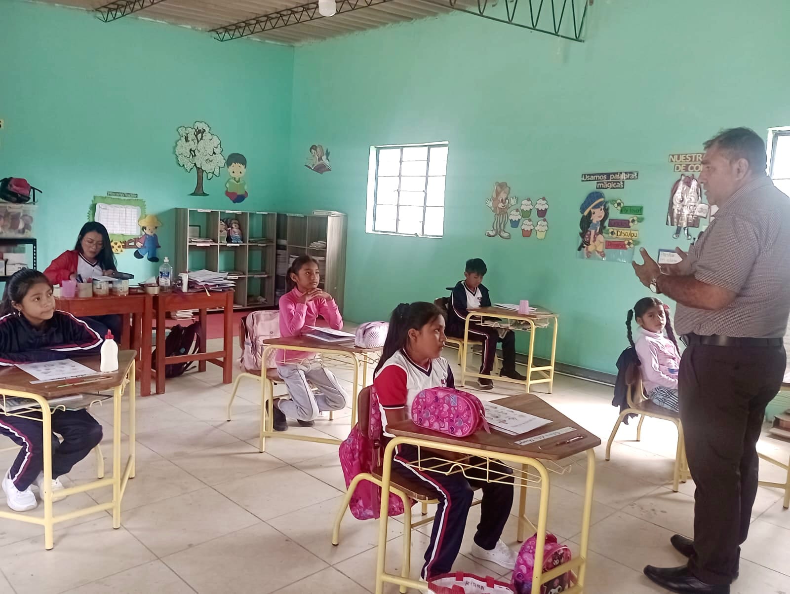 Charlas de derechos y deberes del niño y adolescente