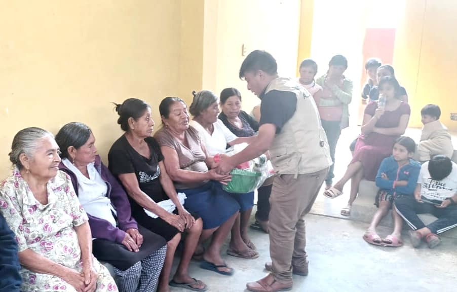 Entrega de presentes.