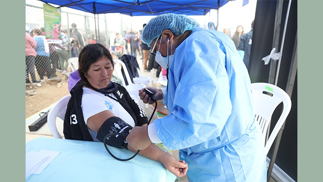 Minsa y Mindef acercaron servicios de salud a las familias del sector La Rinconada en San Juan de Miraflores