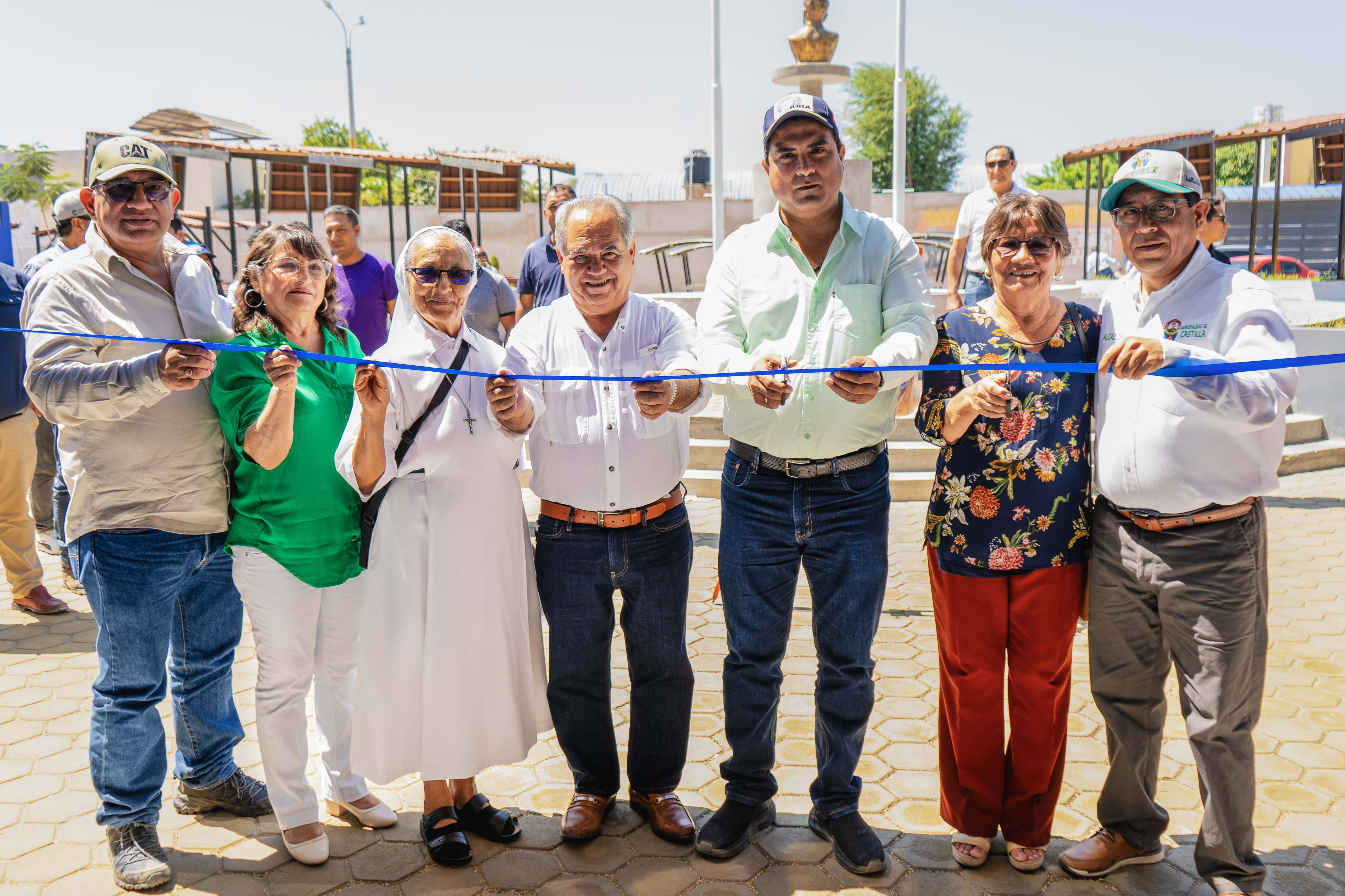 Gobernador inaugura parque Justino Ramírez para  el disfrute y recreación de vecinos de El bosque