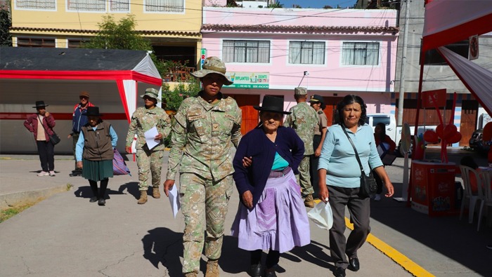 Acción cívica de las FF.AA. llega a Ayacucho con servicios de salud y programas sociales