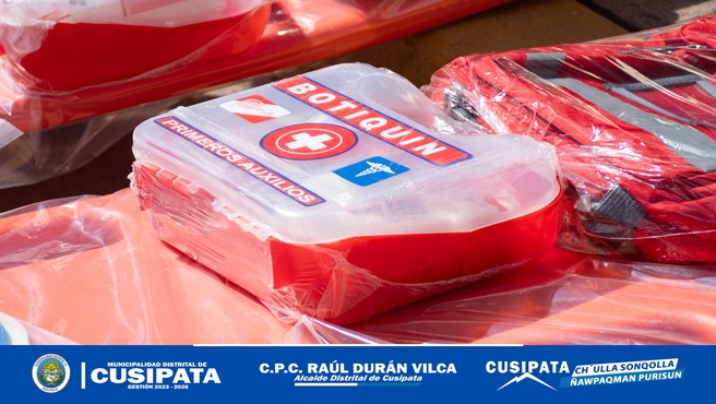 la Municipalidad Distrital de Cusipata a travรฉs de la Oficina de Defensa Civil y Gestiรณn de Riesgos realizรณ la entrega de Kit de bienes y primeros auxilios