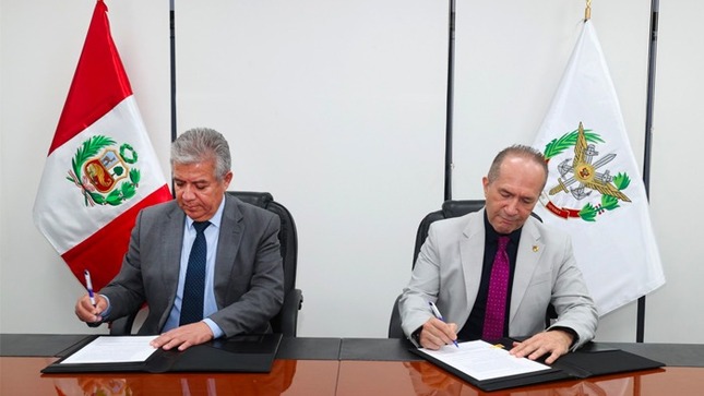 Mindef y Universidad Cayetano Heredia firman adenda para fortalecer la prevención del VIH/SIDA en las FF.AA.