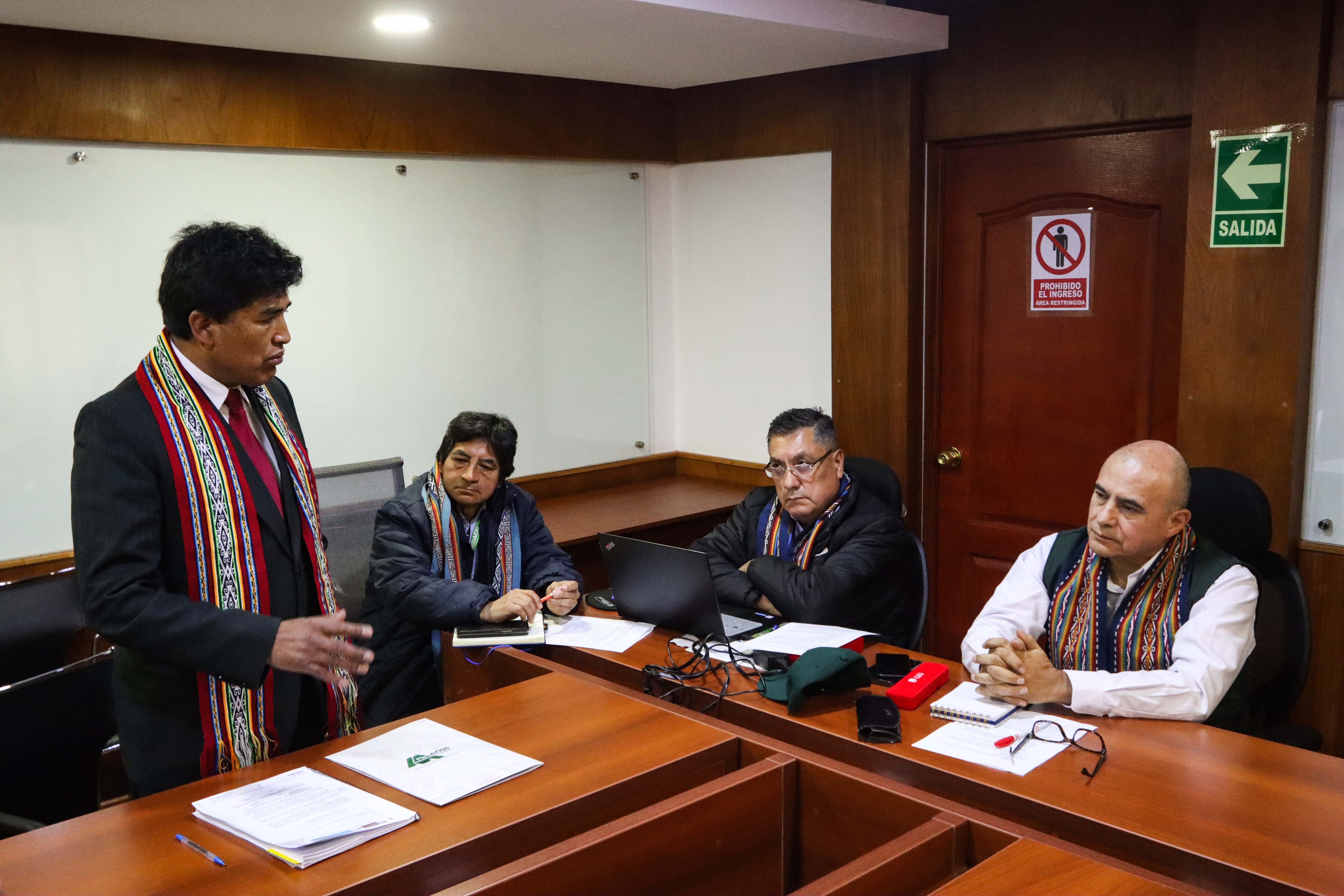 Viceministro de Agricultura Familiar e Infraestructura Agraria y Riego asegura avance de proyectos de riego en Cusco