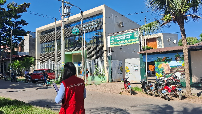 La Contraloría General determinó un perjuicio económico de S/ 4 749 928 en la Dirección Regional de Agricultura del Gobierno Regional de Madre de Dios debido a que los exfuncionarios aprobaron y ejecutaron una directiva interna para otorgar un apoyo alimentario mensual para los funcionarios y servidores de la entidad, pese a que las normativas de presupuesto lo impedían.