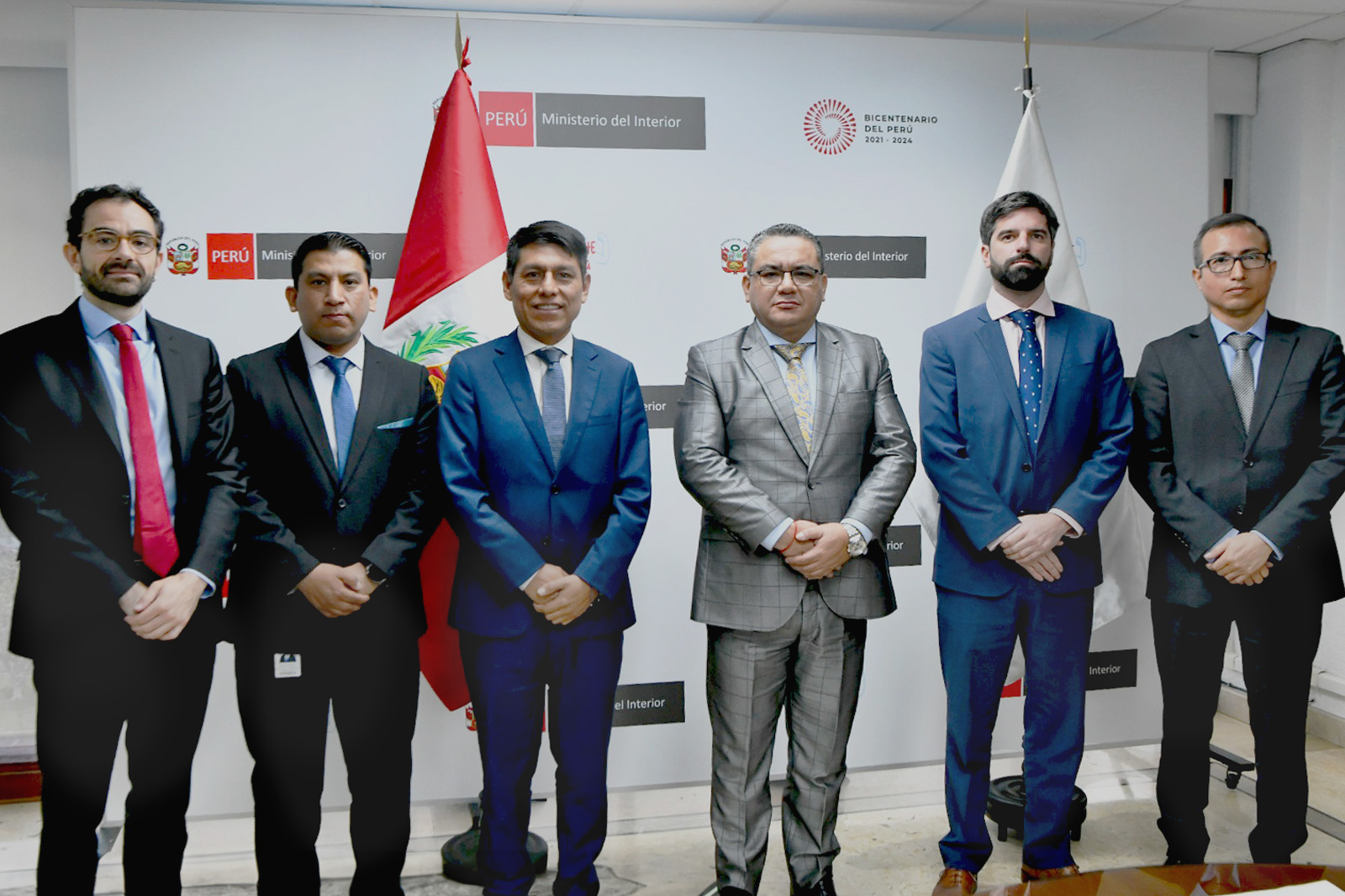 Archivo JPG de la reunión entre el Mininter y Pronatel