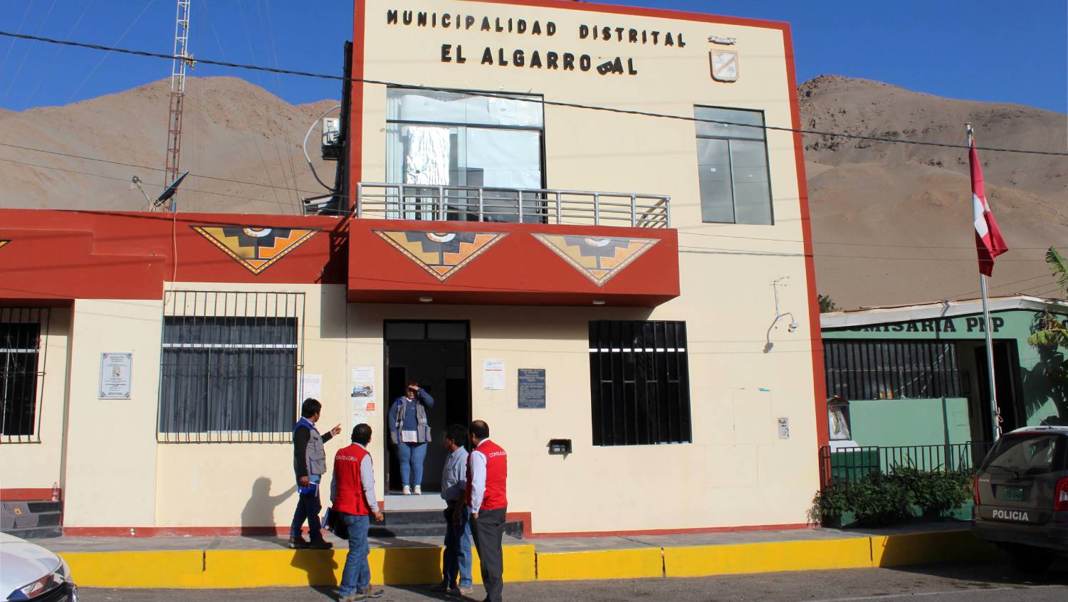 La Contraloría General evidenció un caso de inconducta funcional que implica a cuatro exservidores de la Municipalidad Distrital El Algarrobal, en la provincia de Ilo. Estos exservidores, al no responder a tiempo los requerimientos de información solicitados por la Superintendencia Nacional de Fiscalización Laboral (Sunafil), propiciaron a que se le imponga multas económicas a la entidad.