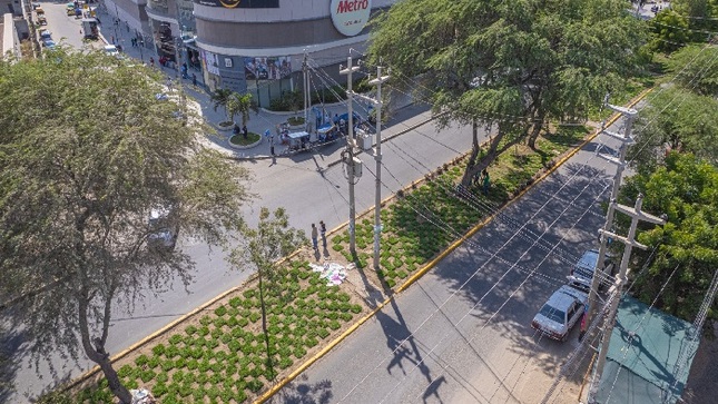 Av. Grau